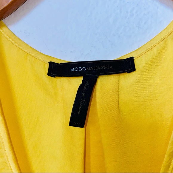 BCBG Max Azria Women's Satin Top Vneck Tunic flowy bright yellow tank top XS - Picture 3 of 10